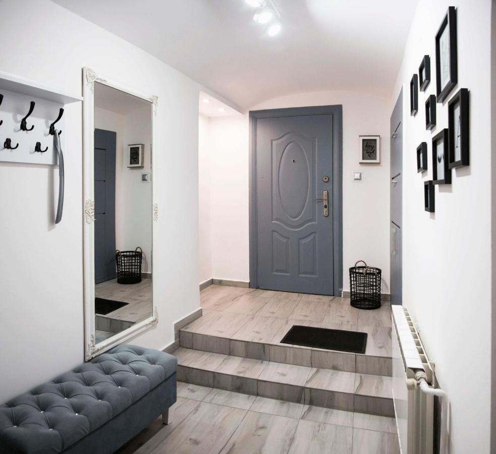 Apartament Marlenka Ниса Екстериор снимка